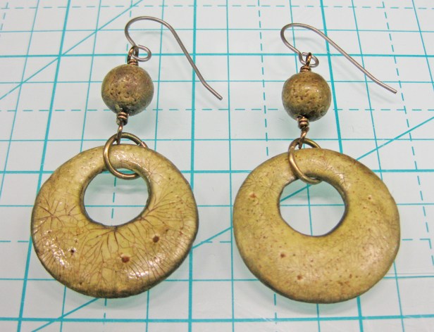 shiny-and-dull-earrings